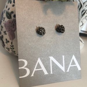 Banana Republic pine cone stud earrings